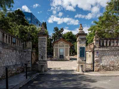 La sontuosa Villa Romanazzi Carducci